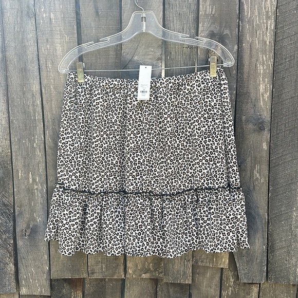 NWT Francesca’s Leopard Skirt size Medium - Picture 5 of 9